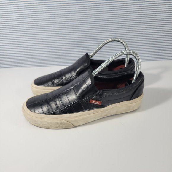 Vans Black Croc Embossed Leather Slip Ons Unisex Women's Size 6, Men's Size 4.5 - Picture 3 of 11